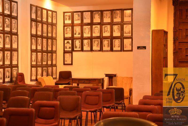 Hotel Mariscal Robledo 산타페 데 안티오키아 외부 사진